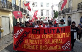 Greve na APAPOL contra trabalho ilegal ao domingo