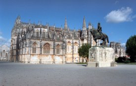 Grafitos do Mosteiro da Batalha em livro