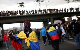 Protestos contra as políticas de Duque mantêm-se na Colômbia