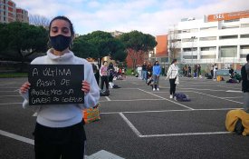 Estudantes exigem instalações dignas para a Escola Superior de Dança