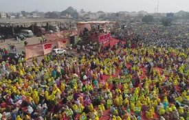 Com a colheita à porta, agricultores indianos preparam nova fase de protestos