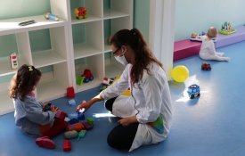 Adaptação de bebés à creche e pais trabalhadores