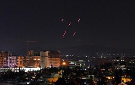 Ataques israelitas contra aeroporto de Alepo e arredores de Damasco