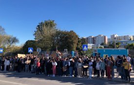 «Agarra o que é teu!» é o mote para lutar por uma Escola Pública melhor