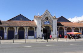 Câmara de Santarém insiste em privatizar mercado municipal