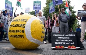  Pela Palestina, protesto em Wimbledon contra o patrocínio do Barclays