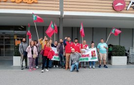  Trabalhadores da Pizza Hut reivindicam melhores condições e liberdade sindical