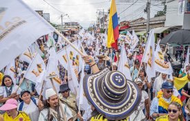  Agricultores mobilizam-se em defesa da reforma agrária na Colômbia