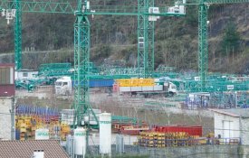  Trabalhadores da Jaso Tower Cranes no País Basco avançam para a greve