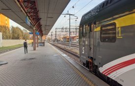 Trabalhadores ferroviários em Itália não desistem