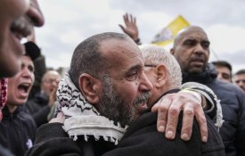 Quase 200 palestinianos libertados na quinta troca de prisioneiros