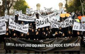 Associação Académica de Coimbra convoca os estudantes a irem lutar até Lisboa