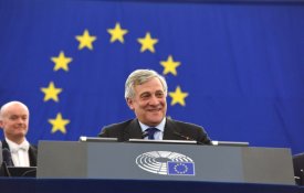 Presidente do Parlamento Europeu considera que «Mussolini fez coisas positivas»