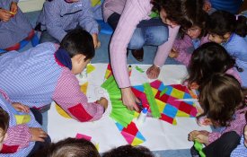 Educadores de infância em greve pelo reconhecimento do tempo de serviço