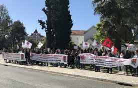 Greve fecha lojas do Minipreço e da Clarel