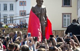 Cidade de Trier homenageia Karl Marx nos 200 anos do seu nascimento