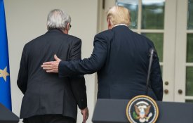 Juncker e Trump colocam guerra comercial em pausa e viram-se para oriente