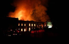 Incêndio destrói Museu Nacional no Rio de Janeiro