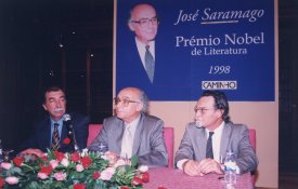 O primeiro livro que José Saramago publicou depois de lhe atribuírem o Prémio Nobel