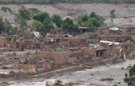 Atingidos pelo maior desastre ecológico do Brasil exigem justiça