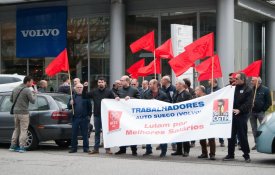 Trabalhadores da Auto-Sueco Portugal em greve