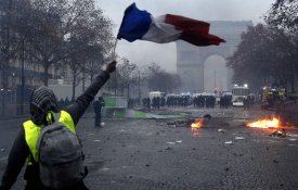 Parlamento francês aprova definitivamente a polémica lei «antidistúrbios»