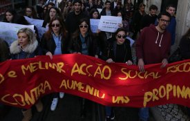 Não pagamento de propinas não anula actos académicos