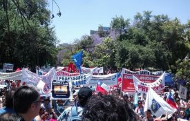 Professores chilenos em greve pela Educação pública