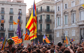 O «Parlament» declara a independência da República catalã