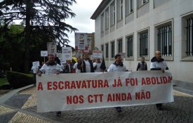 Greve dos CTT em Famalicão alerta para falta de pessoal