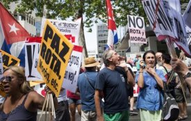 Centenas manifestaram-se em Madrid contra o presidente norte-americano