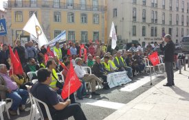 Trabalhadores dos transportes exigem desbloqueamento da contratação colectiva