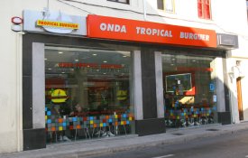 Tropical Burguer não declara horas de trabalho