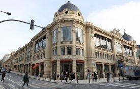Câmara do Porto «acelera descaracterização» do emblemático Mercado do Bolhão