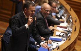 OE2027: crise da habitação marca debate e Montenegro repete «cassete do sucesso»