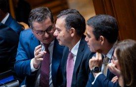 Depois das borlas fiscais, Montenegro diz que grupos económicos «estão a contribuir»