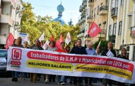Mais de 100 trabalhadores das Misericórdias em manifestação