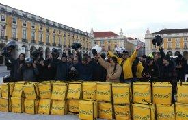 Estafetas da Glovo protestam contra salários em atraso
