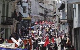 Milhares protestam no Equador contra «medidas económicas» à pala da Covid-19