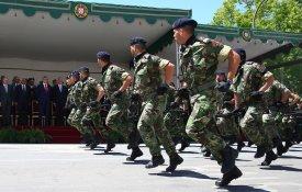 Constituição e condição militar em debate