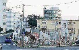 Vão ser retomadas as obras na Escola Rodrigues Soromenho, em Sesimbra