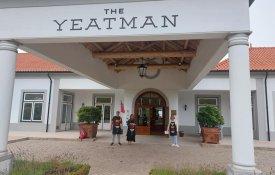 Com acção sindical à porta, Hotel Yeatman chamou a Polícia