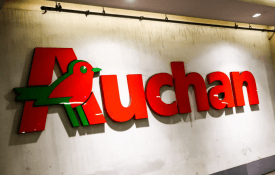 Auchan decide fechar no Domingo de Páscoa e obriga trabalhadores a gastar uma folga