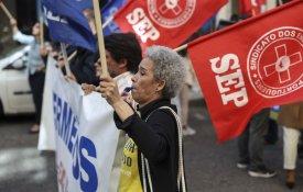 Enfermeiros ignorados pelo Governo avançam com greve nacional