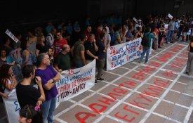 Trabalhadores gregos mobilizam-se contra o aprofundamento da exploração