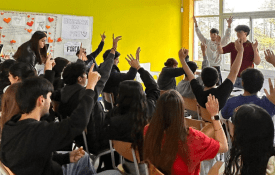Estudantes ameaçados com sanções disciplinares por exercerem liberdades democráticas