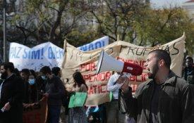 Estudantes lançam campanha nacional contra propinas