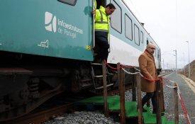Governo vai dar aos privados as linhas ferroviarias mais lucrativas