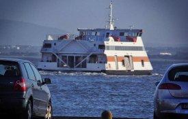 Transtejo sem serviço de transporte de viaturas