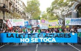 Reforma à Lei dos Glaciares é imposta por EUA e FMI, alerta deputada argentina
